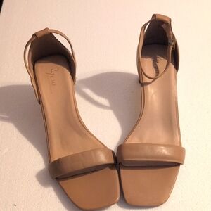 Women heels